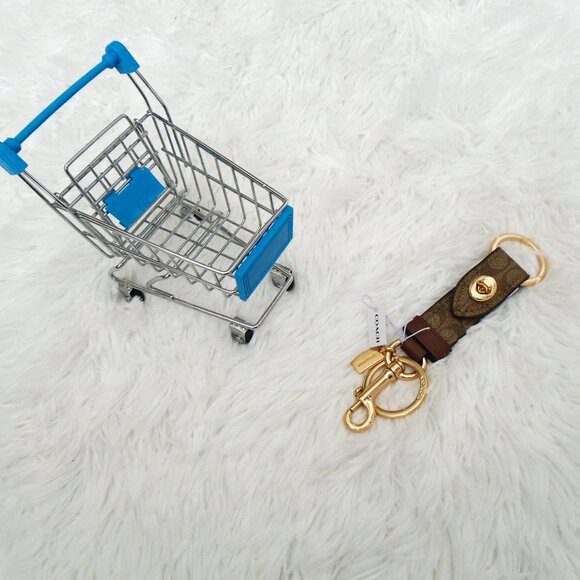 Coach Trigger Snap Bag Charm Khaki Gold Women Keychain Brown - Picture 3 of 10